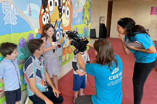 Juiced TV interview the kids about Bluey